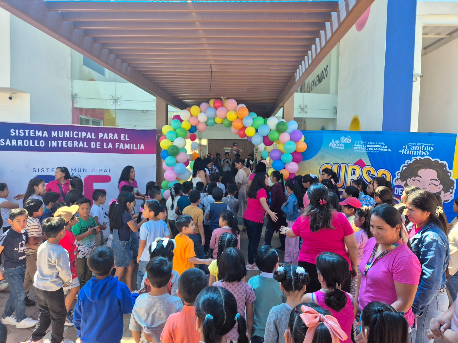 Inicia curso de verano del SMDIF con más de 120 niñas y niños inscritos
