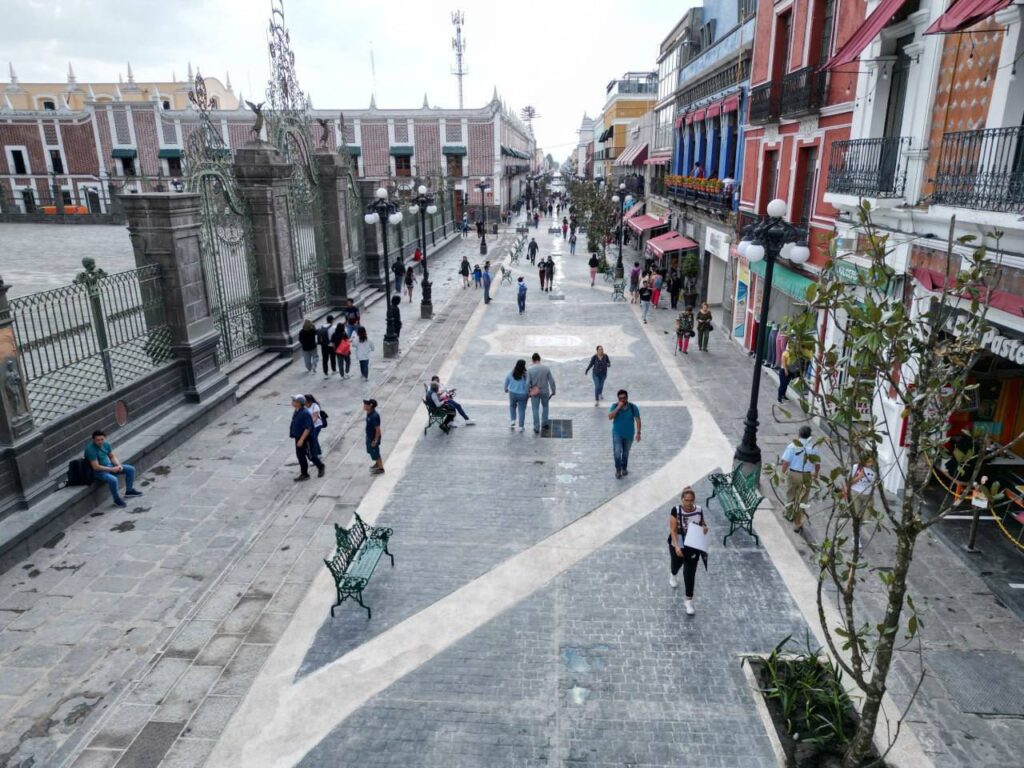 Puebla analiza proyectos para peatonalizar calles del Centro Histórico, sin cambios inmediatos
