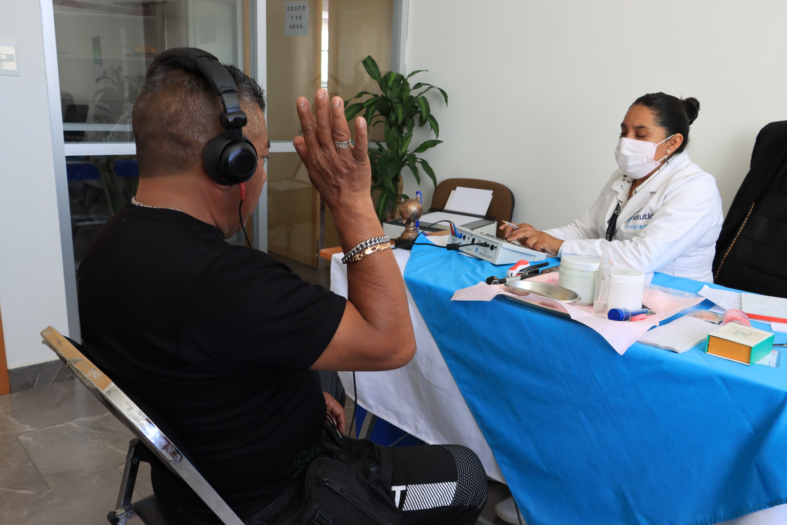 cuautlancingo inicia jornada de salud auditiva 4