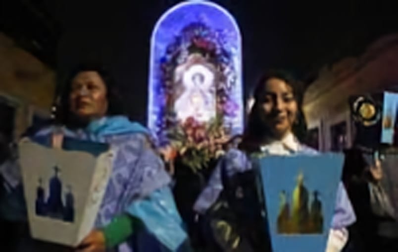 Faroles con sentido: San Pedro Cholula refuerza tradición y reinserción social rumbo a la Procesión del 31 de agosto