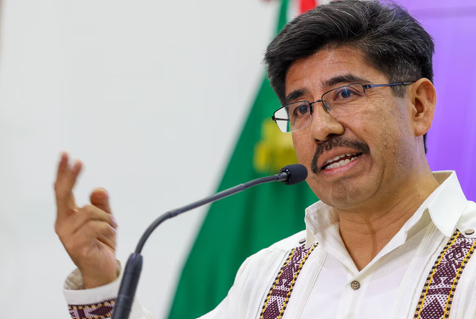 Aguilar Ortiz invita a Sheinbaum a toma de protesta en la SCJN