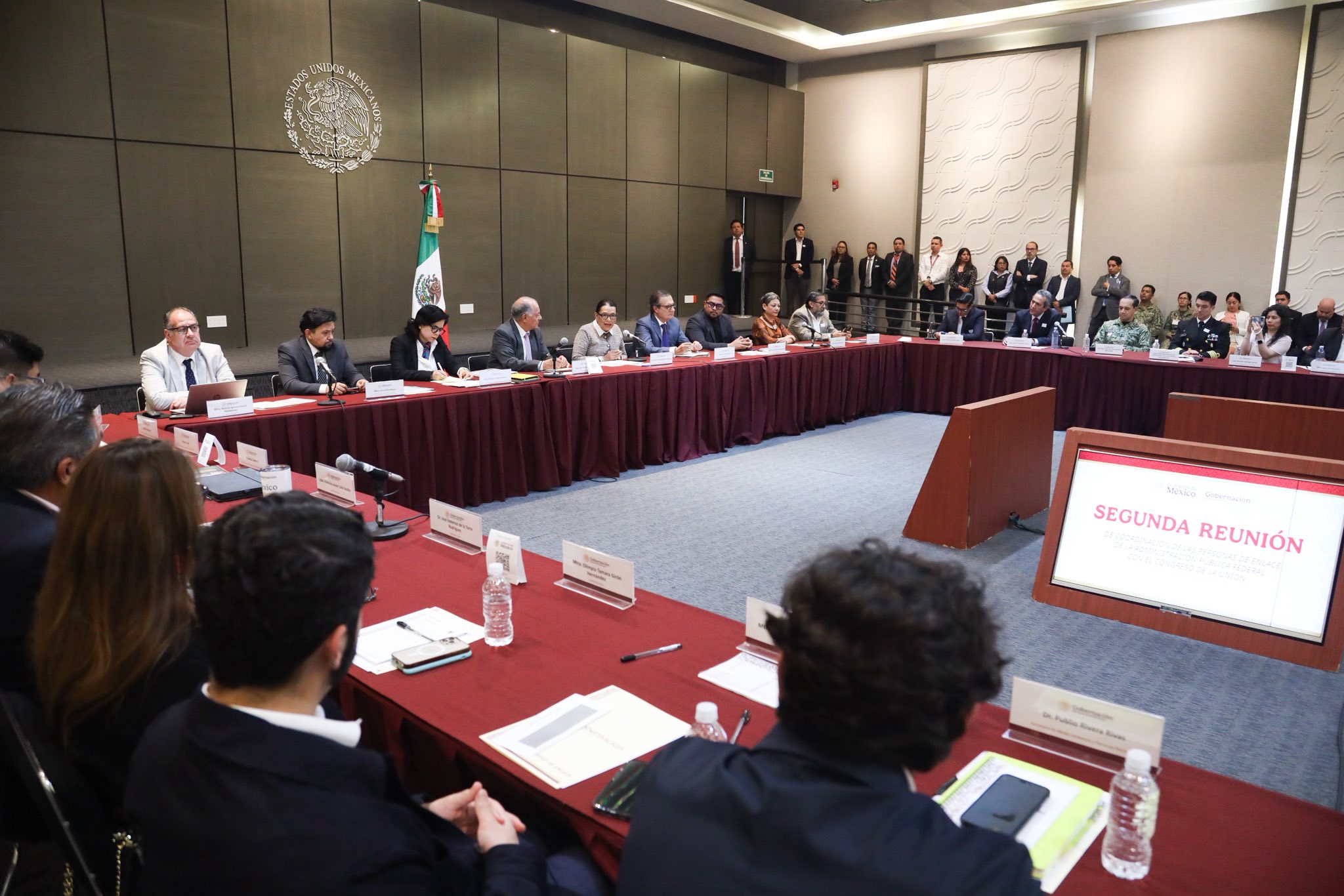 Rosa Icela refuerza coordinación y abre convocatoria para titular de la CNB