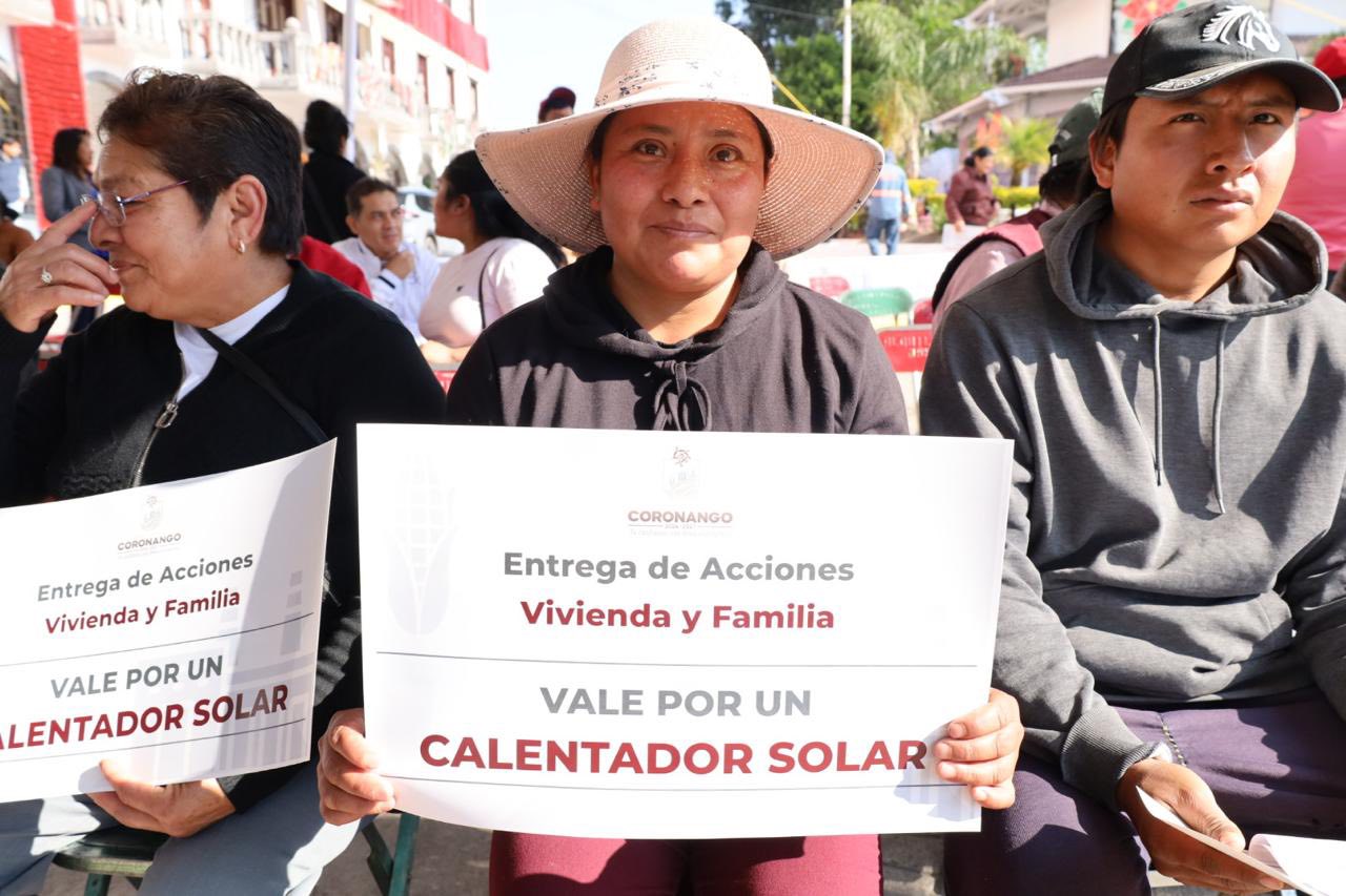 armando aguirre entrega calentadores 3