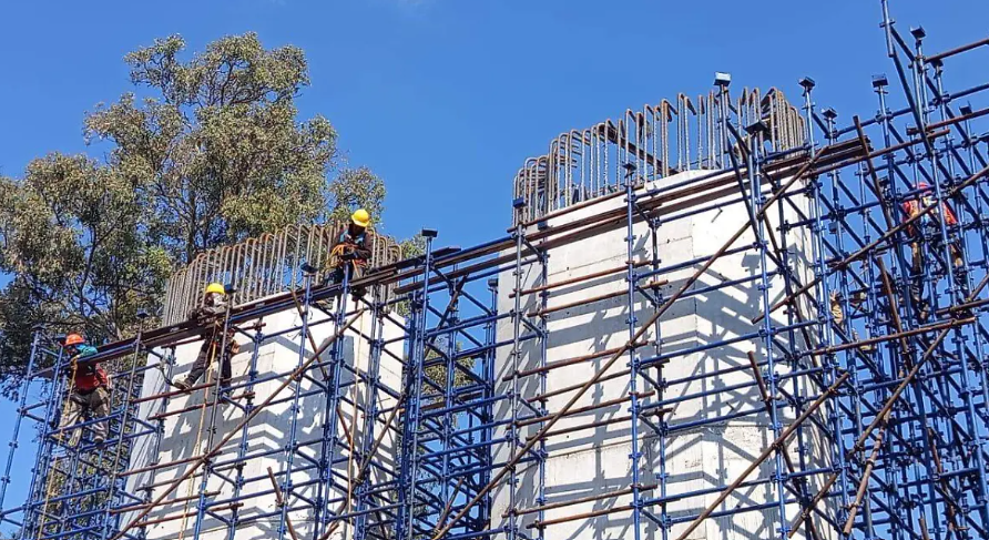 Avanza gran obra en Chiautempan y autoridades alertan por riesgos viales