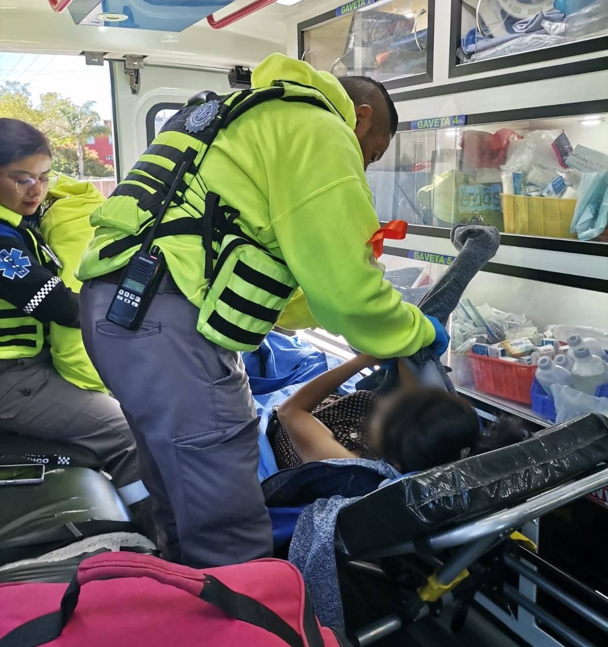 Oportuna respuesta de servicios de emergencia salva a madre y recién nacido en Coronango