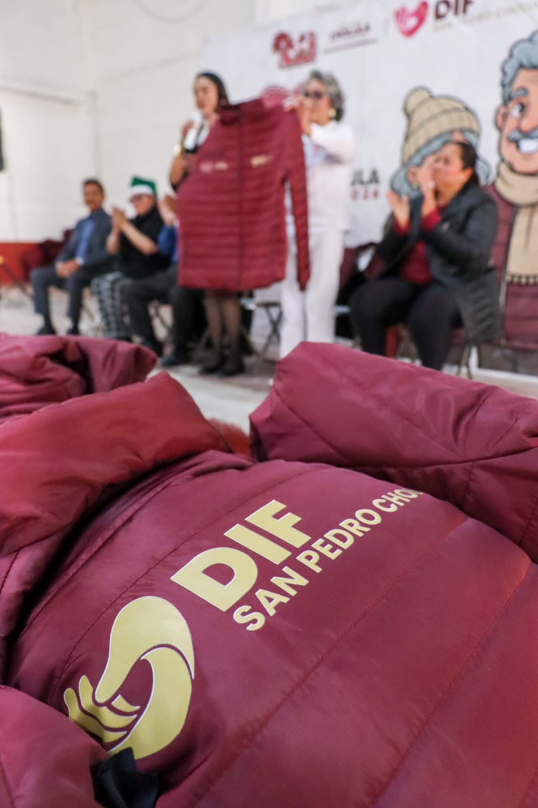 inicia entrega chamarras spch 4