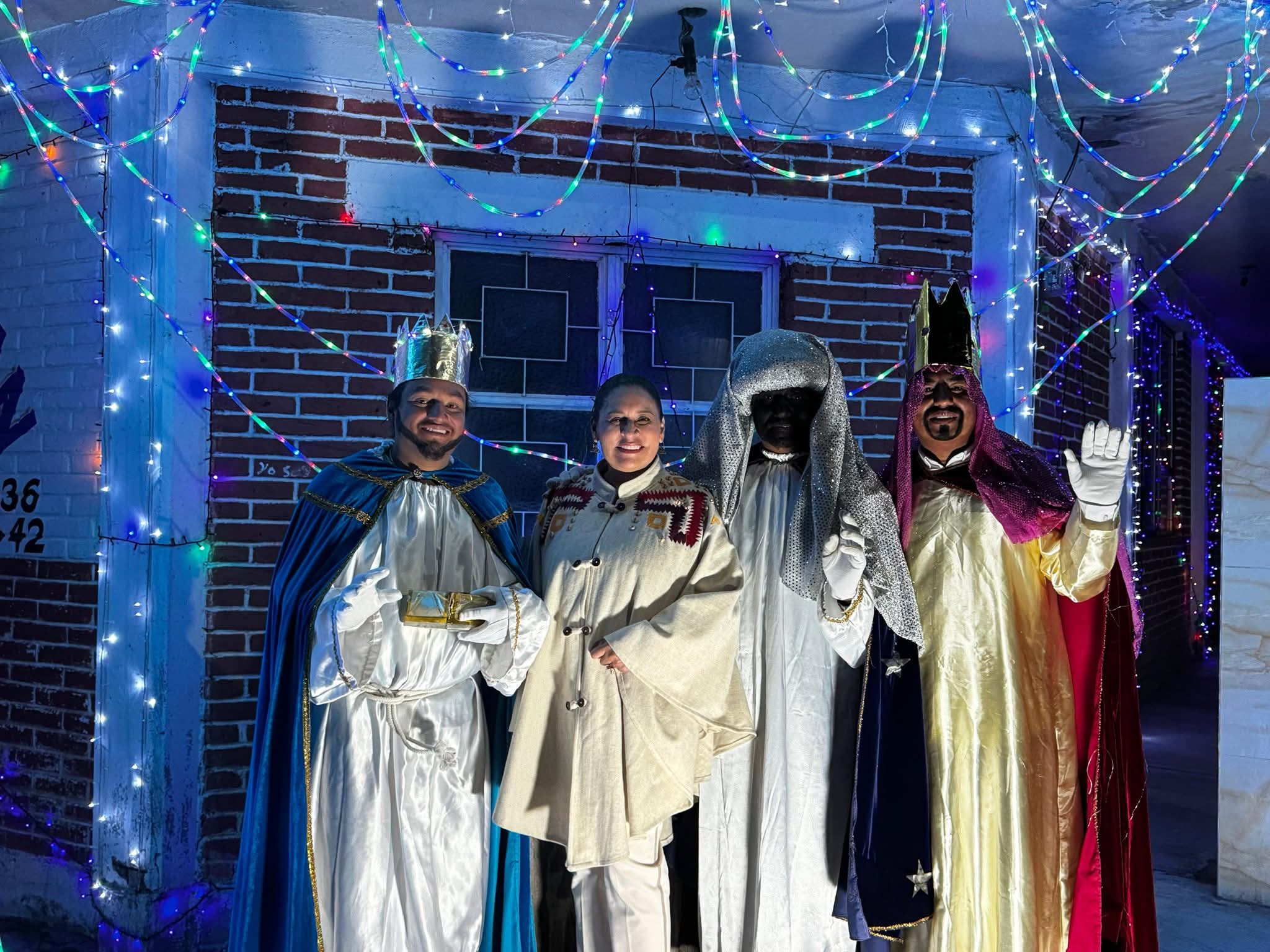 Reconoce Ana Lilia Rivera tradiciones navideñas de San Pedro Tlacualpan