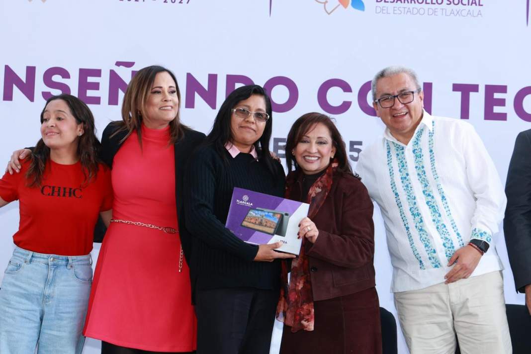 Tabletas y educación: Tlaxcala impulsa alfabetización con voluntariado y tecnología