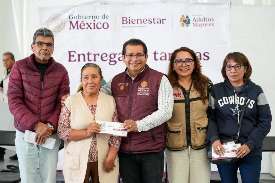 Entrega histórica de tarjetas Bienestar impulsa a adultos mayores en Tlaxcala