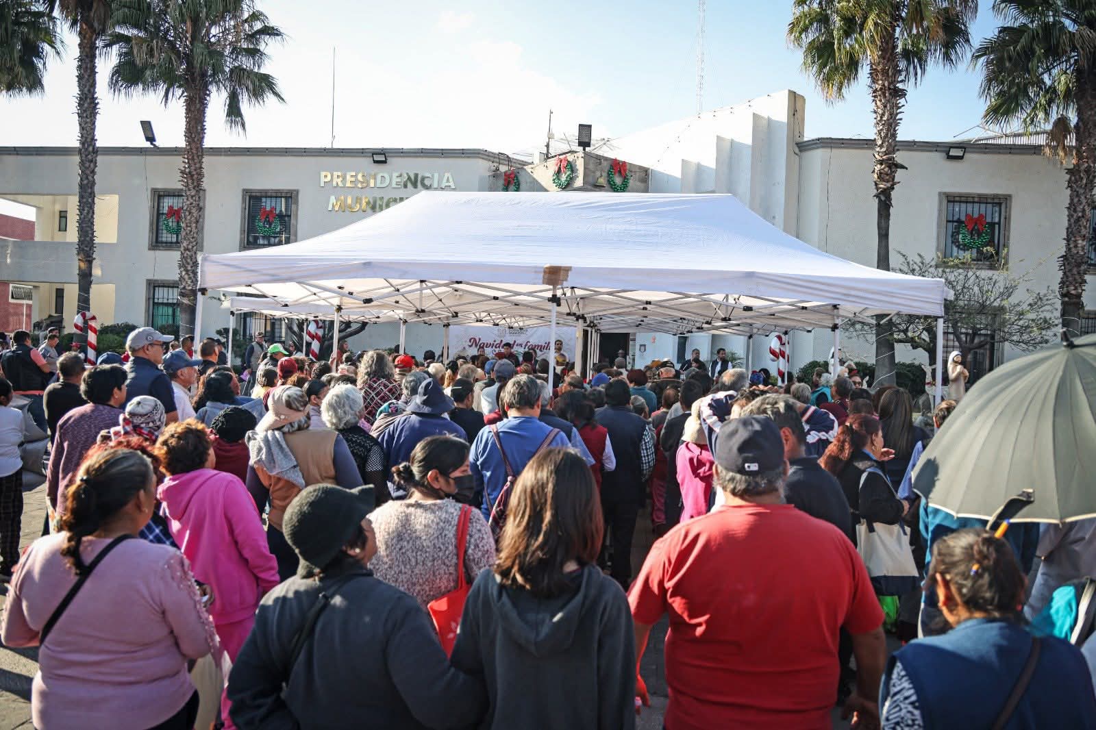 ultima entrega chamarras abuelitos cuautlancingo 4