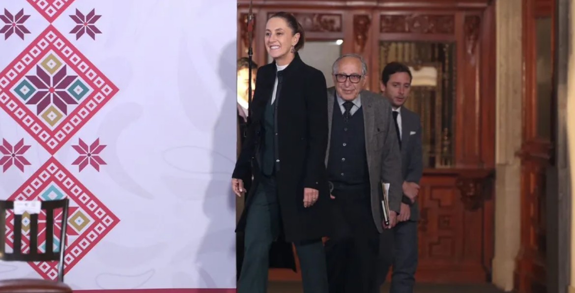 Sheinbaum expresa condolencias por tragedia aérea en Texas