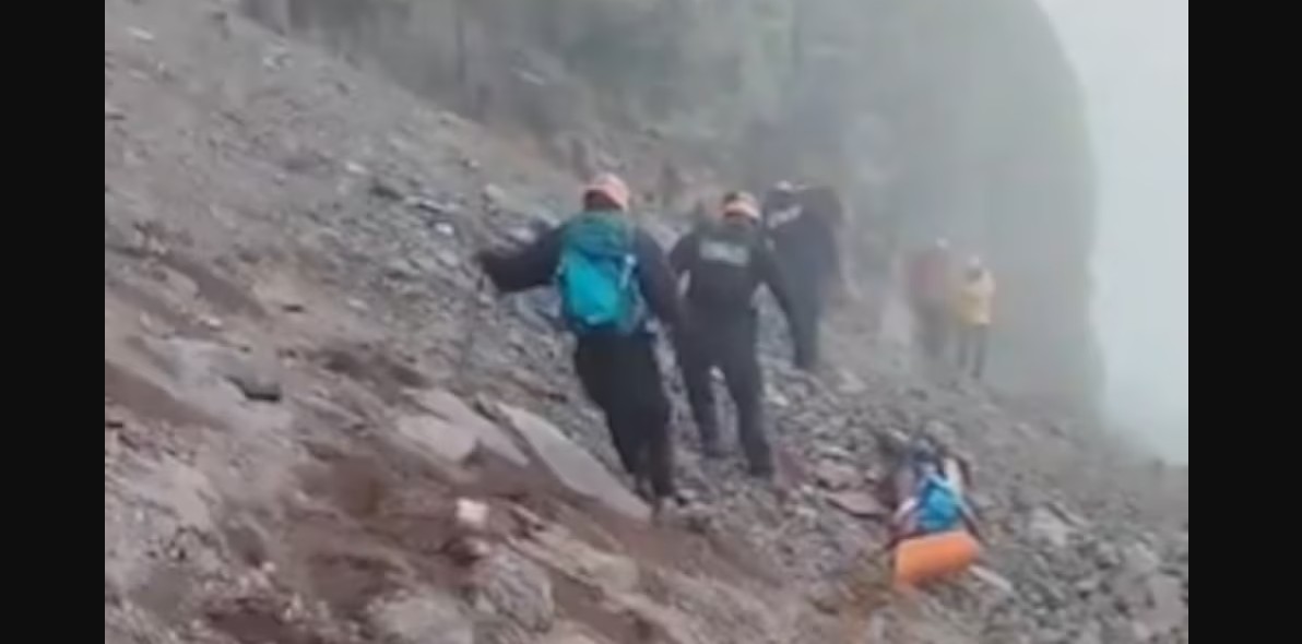 Recuperan el cuerpo de Roberto Montoya tras intensa operación de rescate