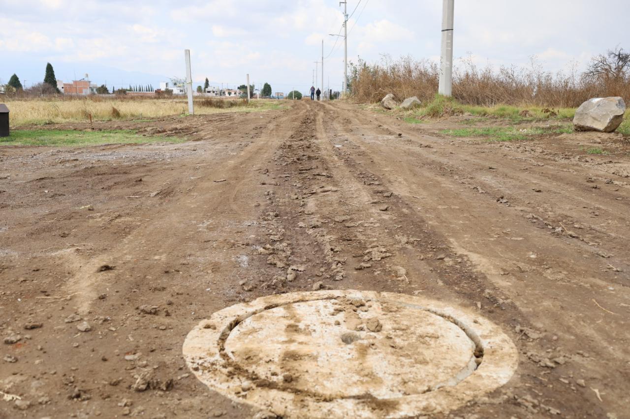 Con inversión de 3.9 mdp, Armando Aguirre entrega construcción de drenaje sanitario