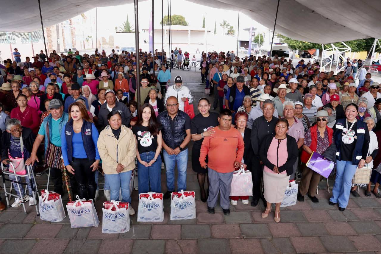Inicia Guadalupe Cuautle entrega de Despensas Navideñas 2025 en San Rafael Comac