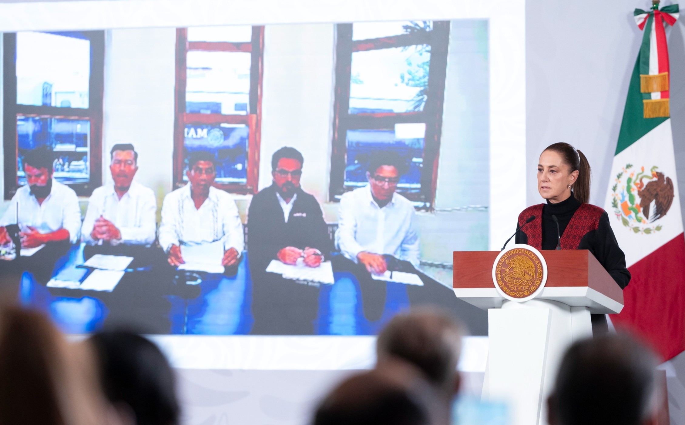 Gobierno federal acompaña a víctimas del accidente del Tren Interoceánico en Oaxaca