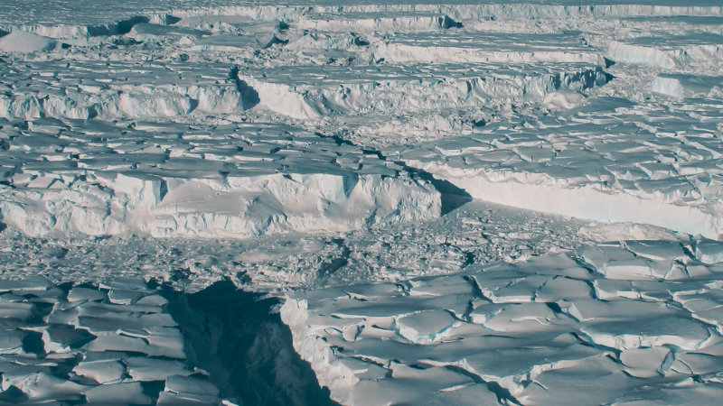 Glaciar Thwaites bajo la lupa: ciencia frente al Juicio Final