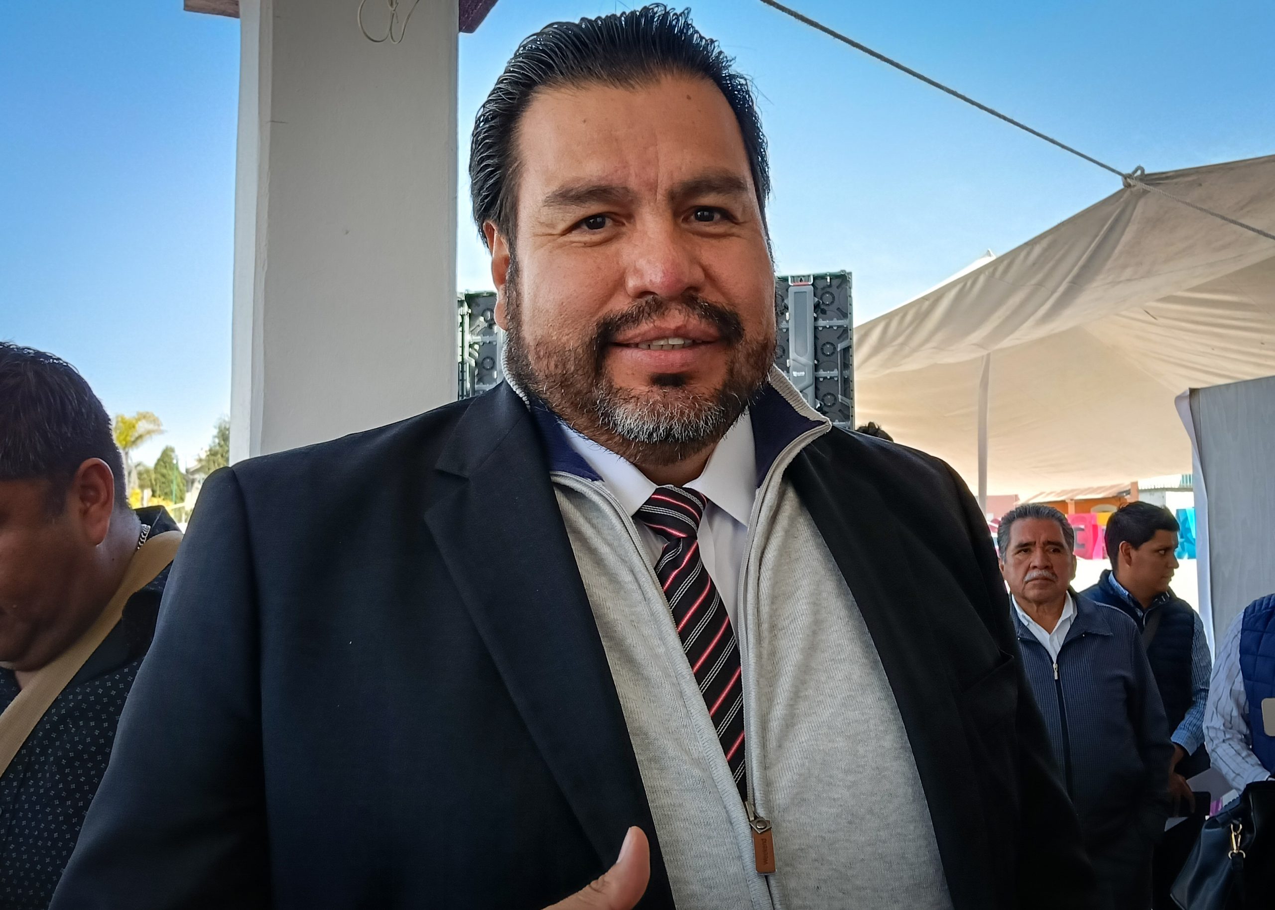 Regidores de Tzompantepec acusan al alcalde de frenar al cabildo