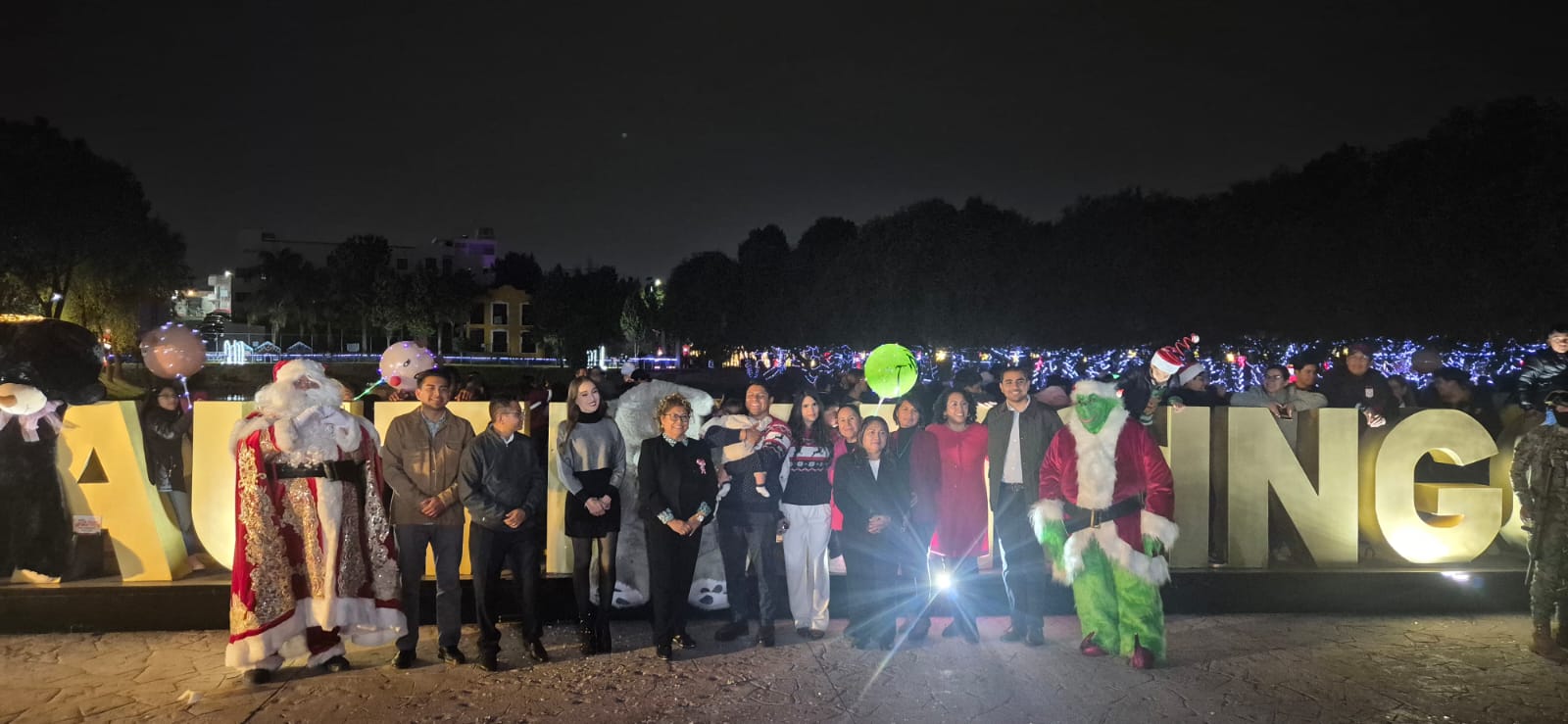 encienden arbol cuautlancingo 4