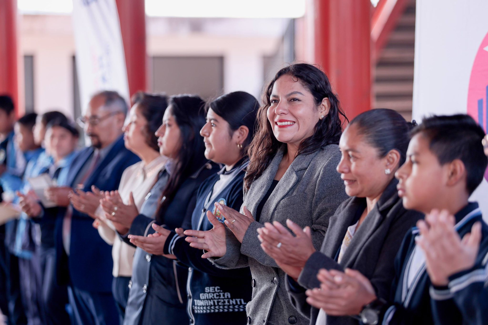 Impulsa Lupita Cuautle a estudiantes sobresalientes en la décima edición del programa escolar