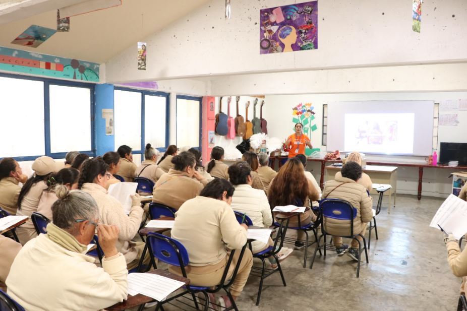 Capacitan a internas en Ciudad Serdán en autocuidado y derechos humanos