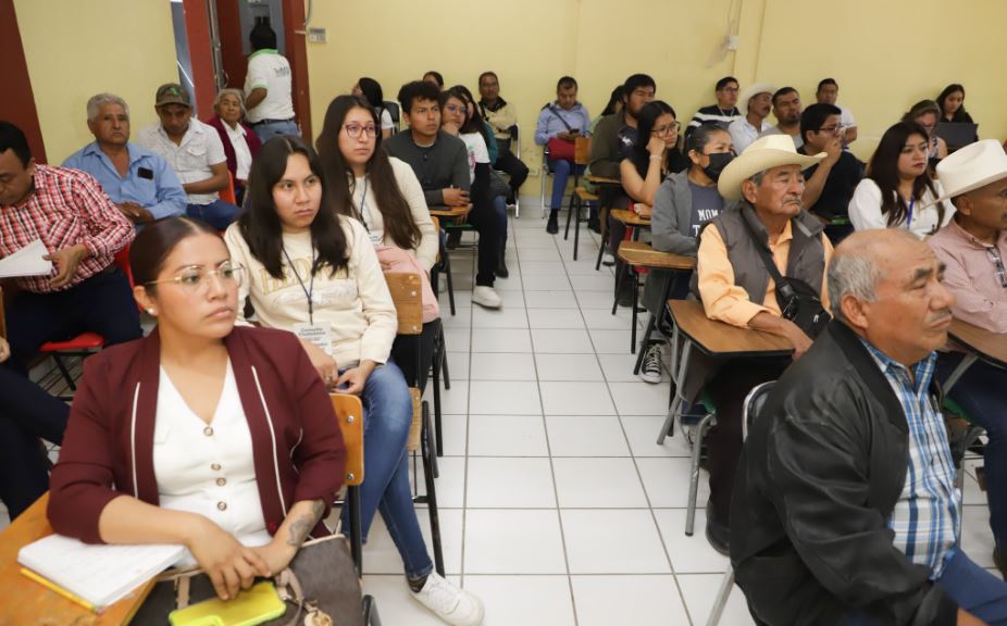 Gobierno de Puebla impulsa desarrollo con foros ciudadanos en la Mixteca