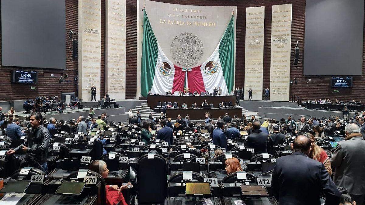 Congreso de México discutirá reducción de jornada laboral a 40 horas