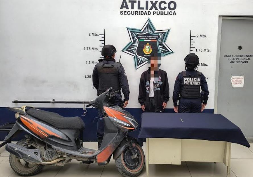 Policía de Atlixco detiene a tres por robo de motocicletas en operativo