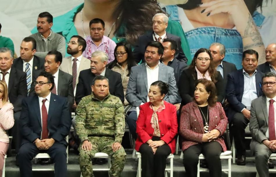 Armenta anuncia programa de vivienda y desarrollo para deportados poblanos