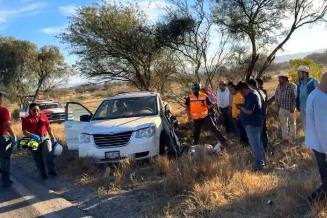 Fatal accidente en Tecamachalco deja tres muertos y siete heridos graves