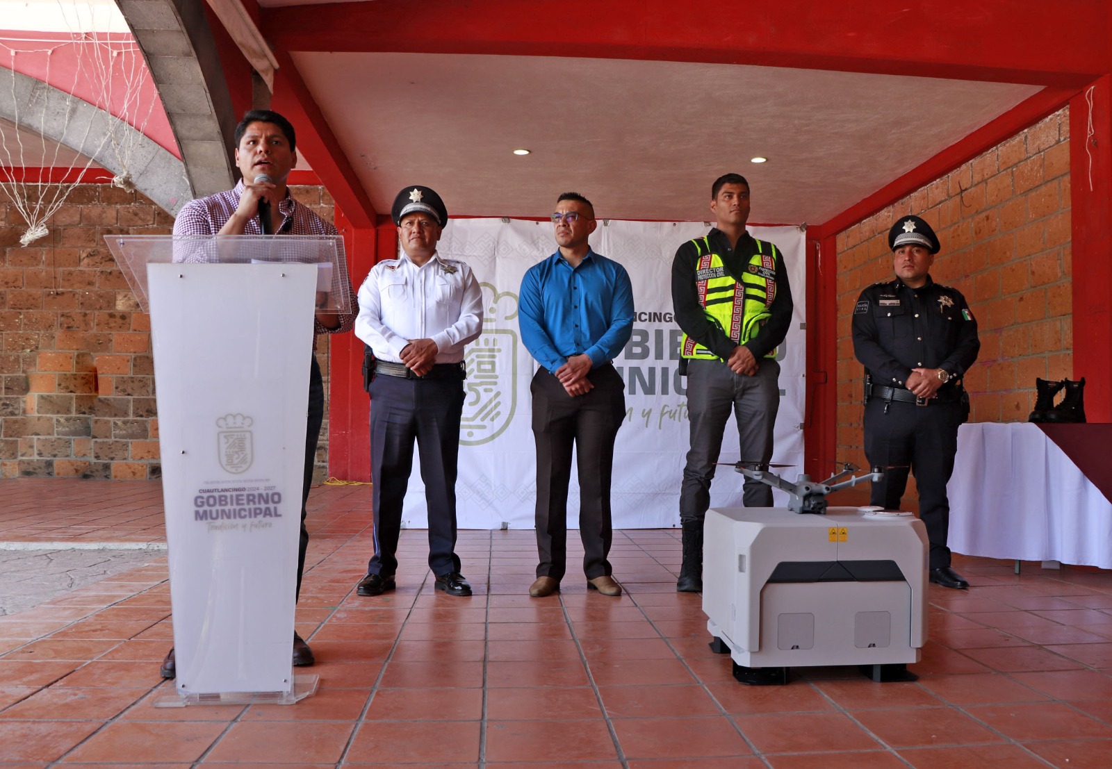 uniformes nuevos a policias cuautlancingo 4