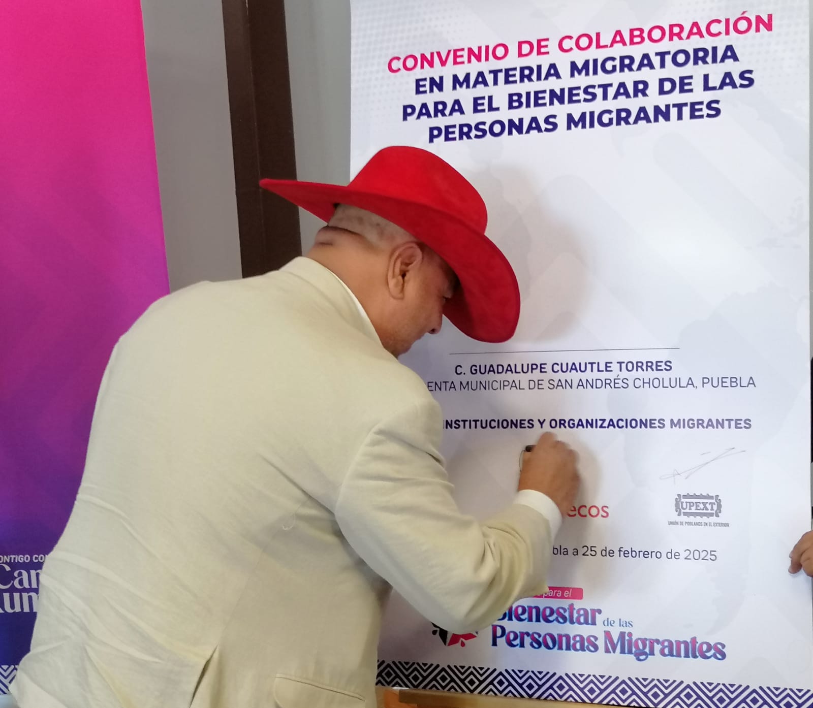 firma convenio sach pro migrantes 4