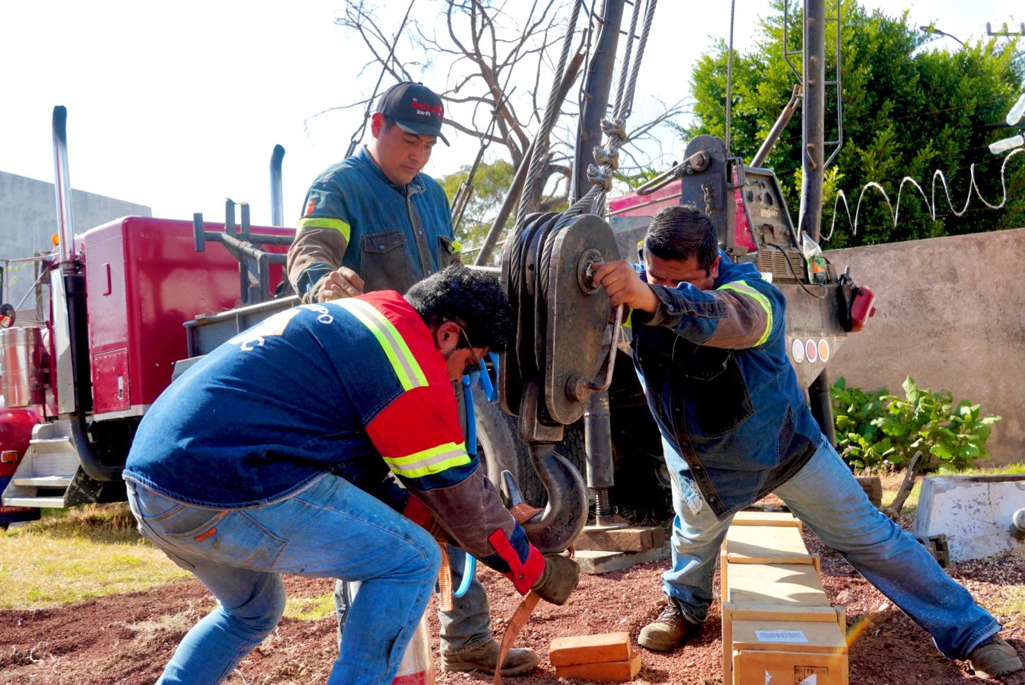 SOSAPACH realiza mantenimiento al pozo 16 de Momoxpan para garantizar el abastecimiento de agua