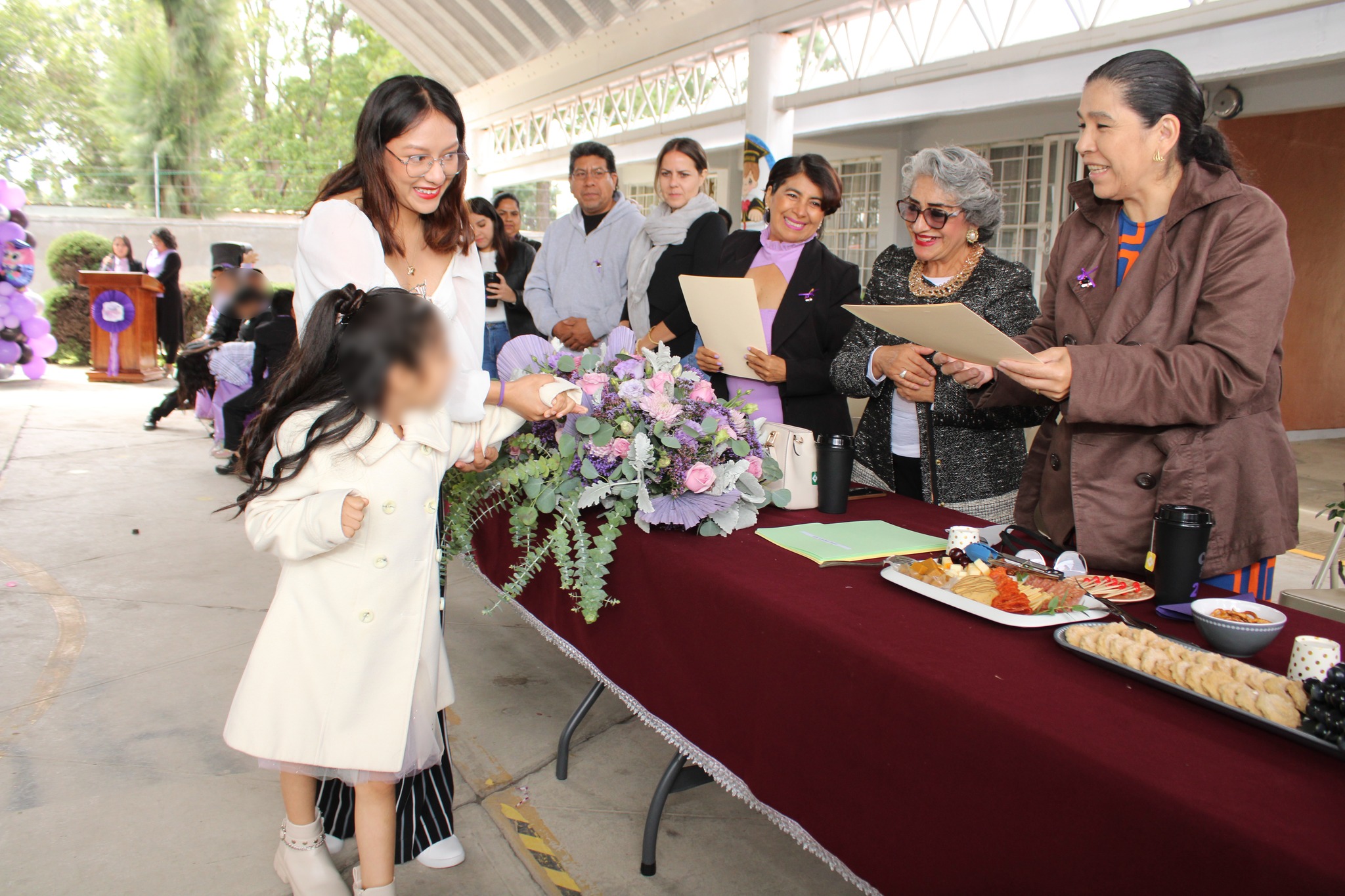 Reconocen logros académicos en ceremonia de graduación del CAM “Yolojpili”