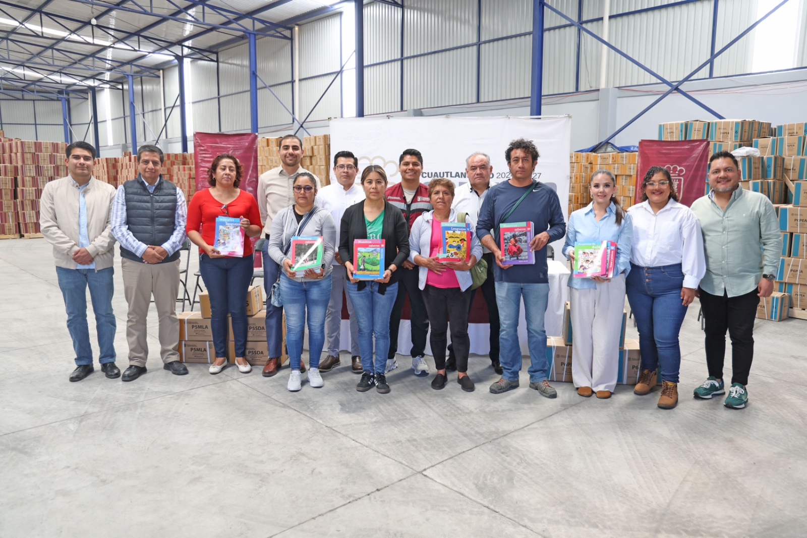inicia distribucion de libros cuautlancingo 3