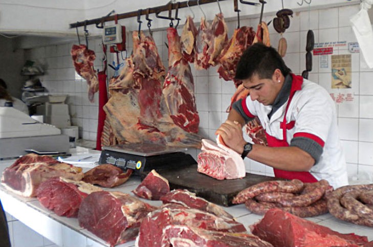 Extorsiones del narco disparan precios hasta 140% en municipios de Edomex