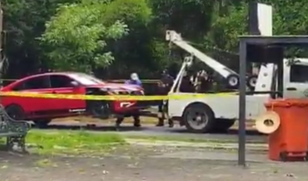 Intento de fuga desata persecución en Prados Agua Azul