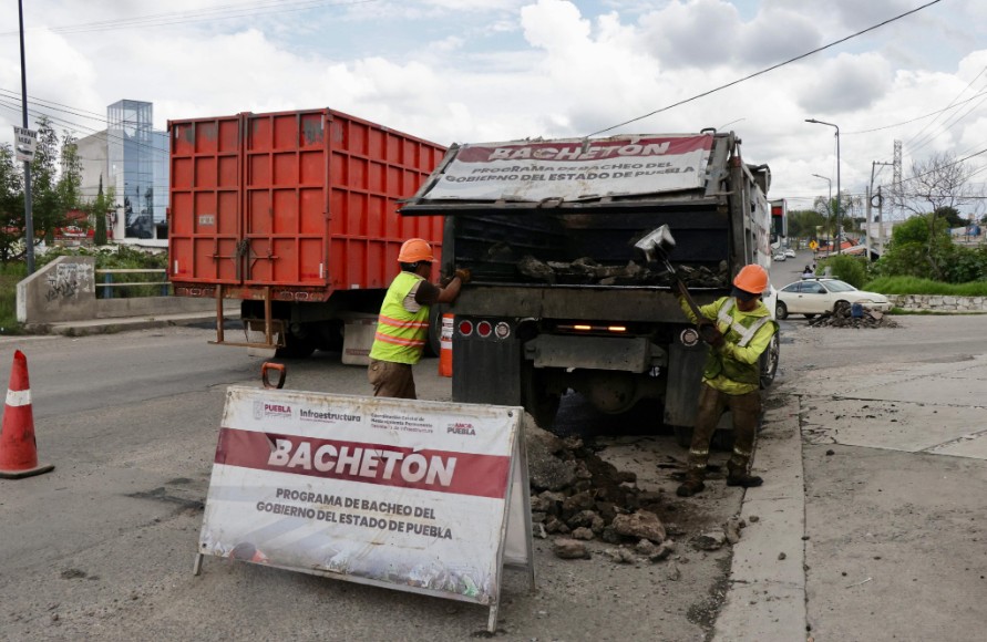 “Bachetón” transforma las vialidades de Puebla con trabajo continuo