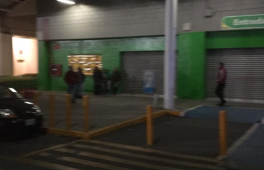 Violento asalto en Bodega Aurrera de Bulevar Carmelitas