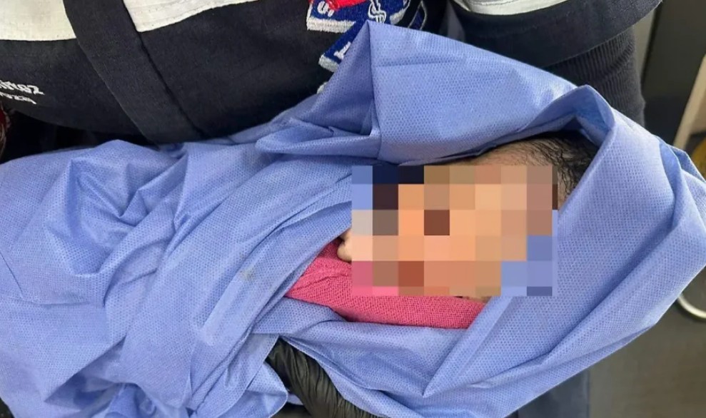 Mujer da a luz en consultorio de Farmacias Similares en Atlixco