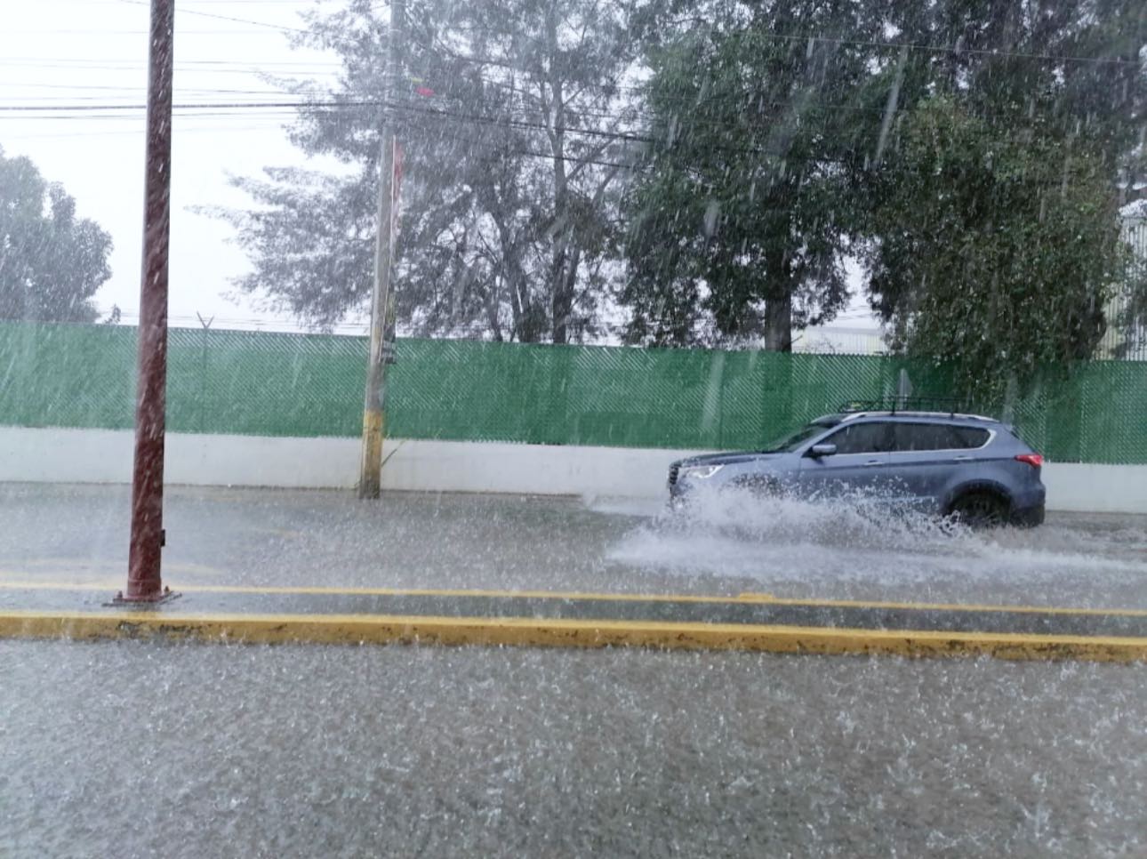 Supervisan infraestructura escolar y zonas vulnerables tras lluvias en Cuautlancingo