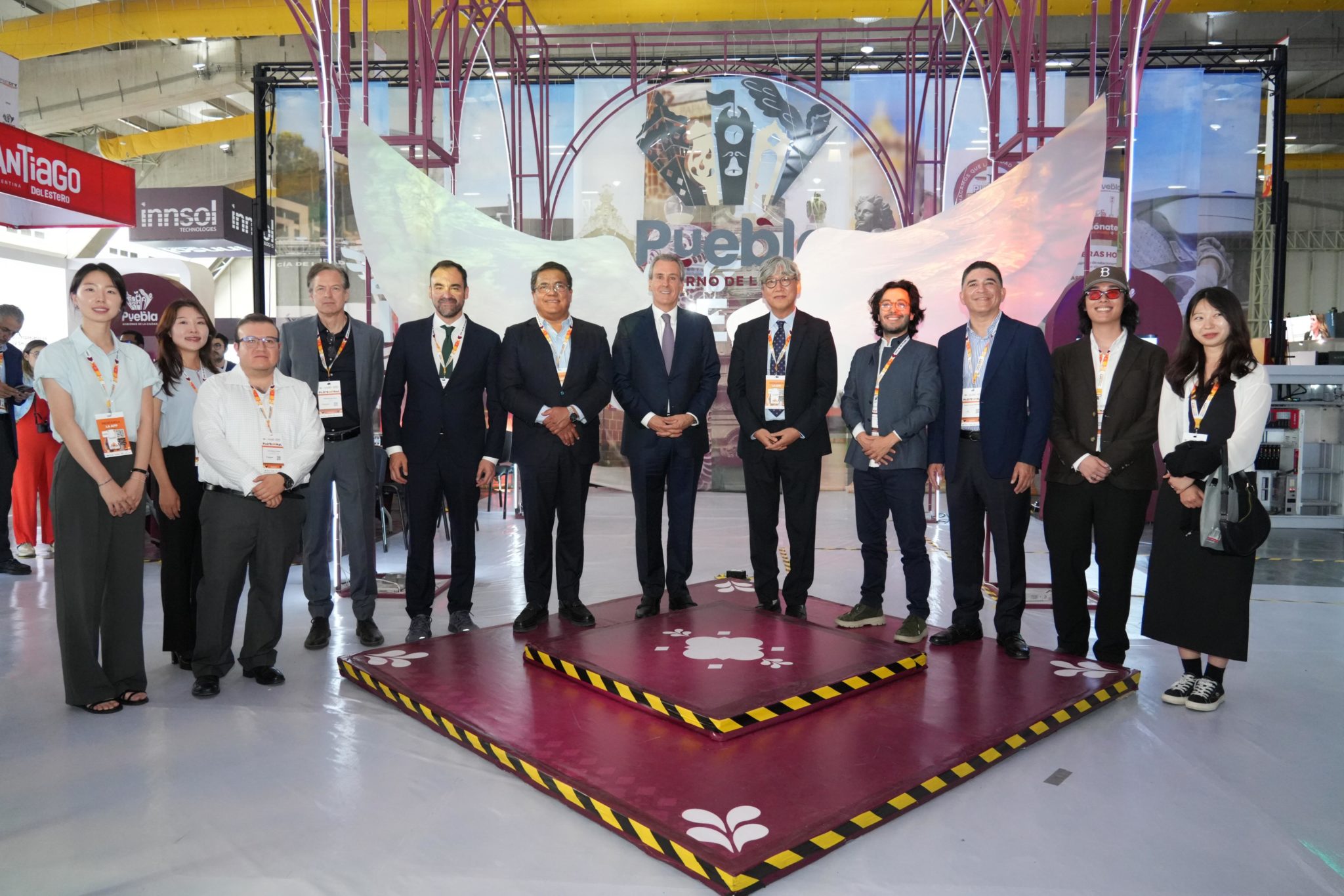 Chedraui presenta a Puebla como ciudad inteligente en congreso internacional