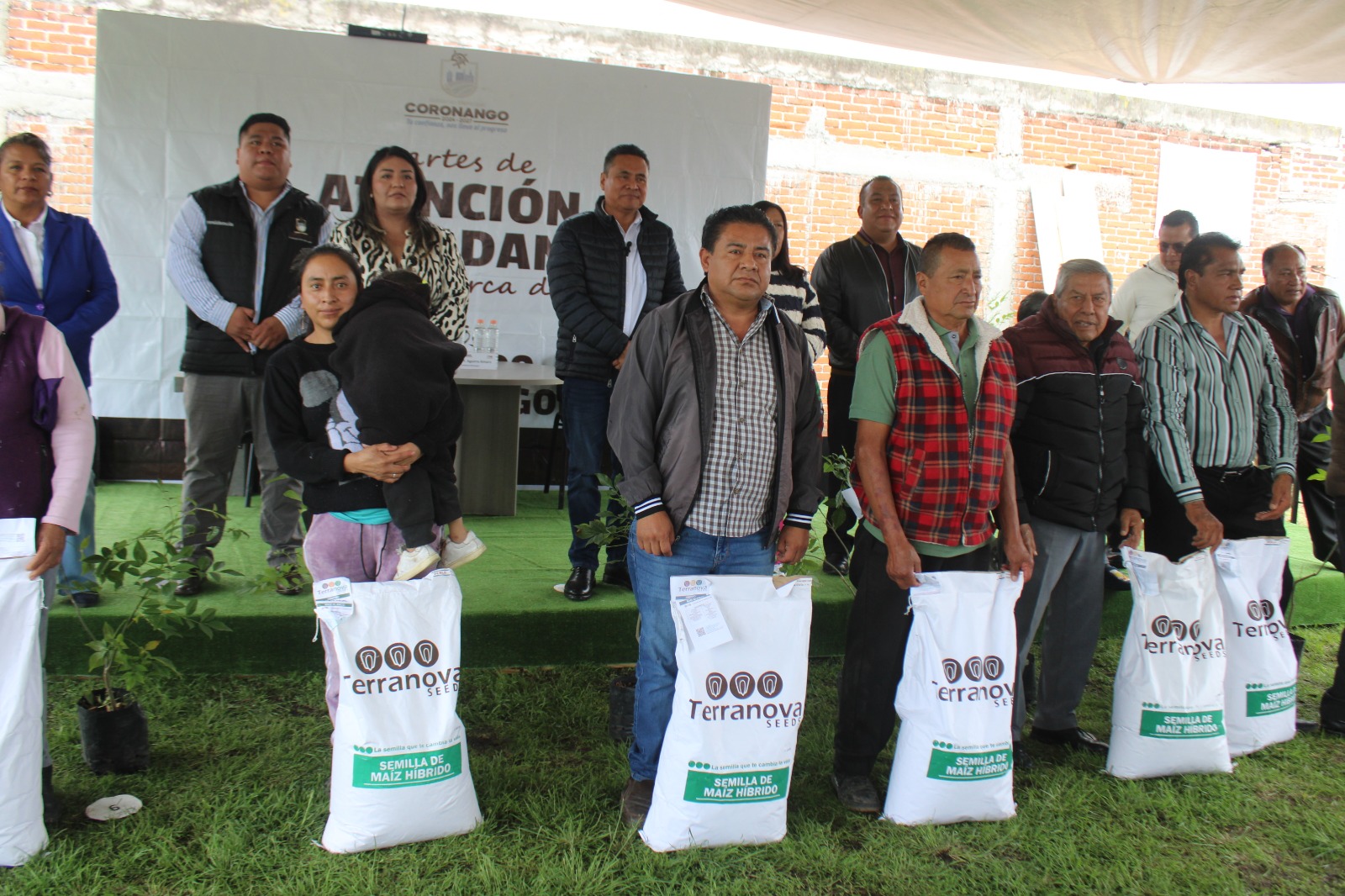 Con apoyos a desayunadores escolares, promueve Armando Aguirre alimentación digna en Coronango