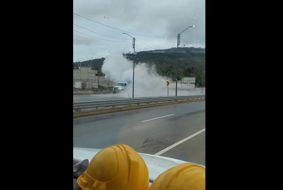 Emergencia por fuga de gas en pipa de Segas