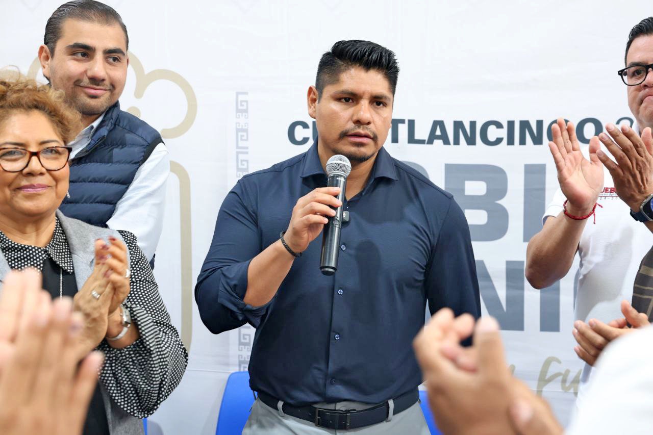 cuautlancingo entrega insumos escuelas 3