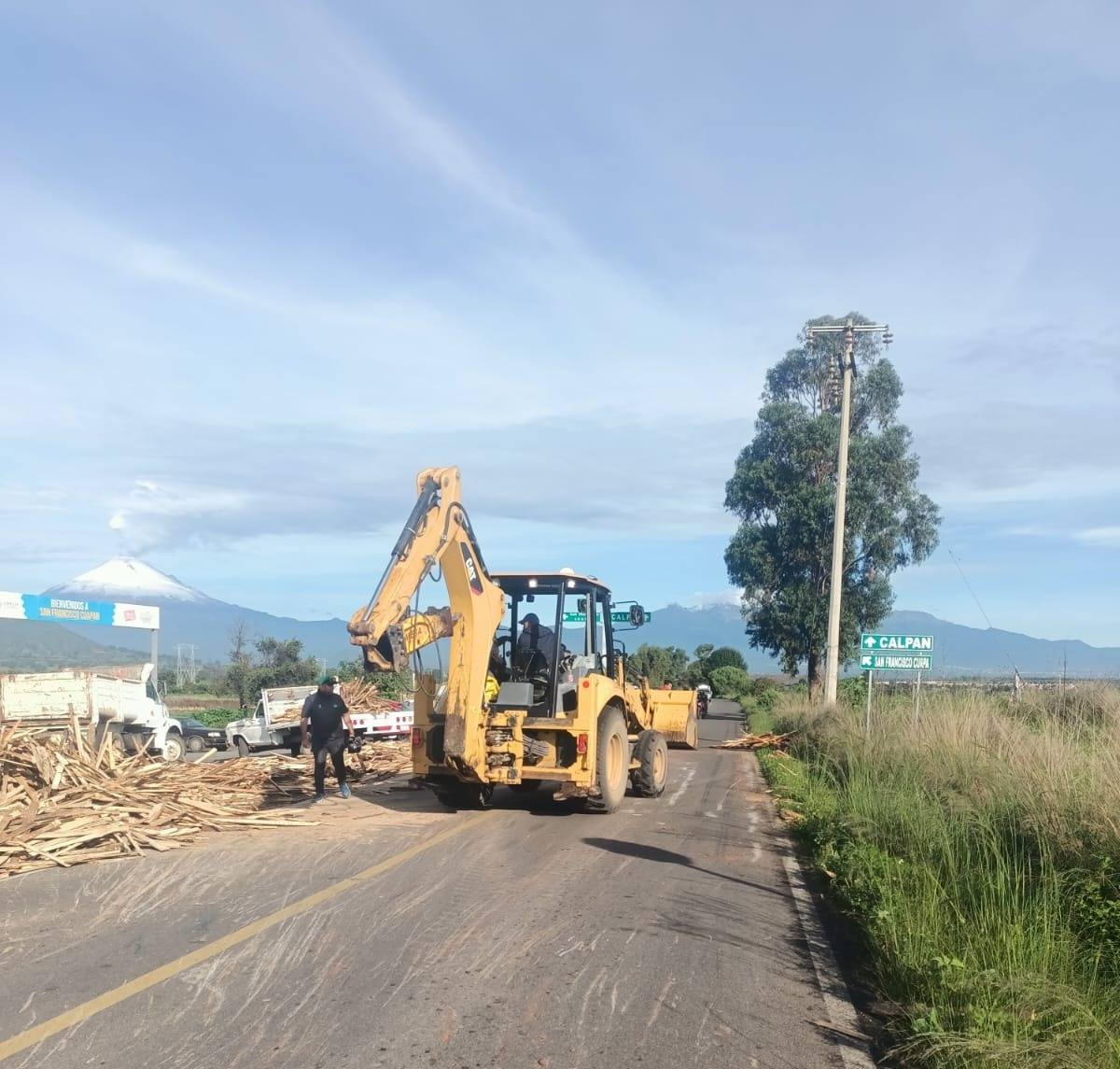 atienden a hombre accidentado coapan 4