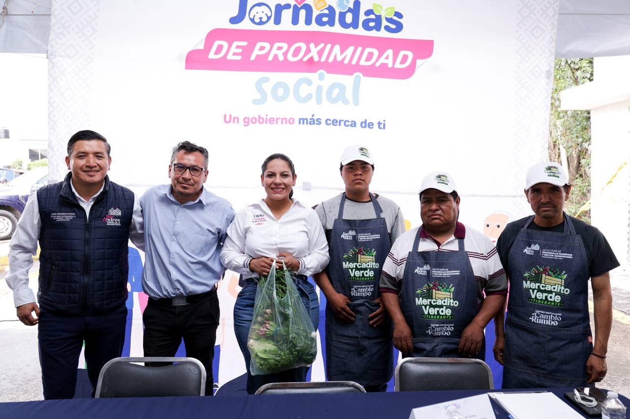 Acerca Lupita Cuautle servicios y atención directa a Lázaro Cárdenas