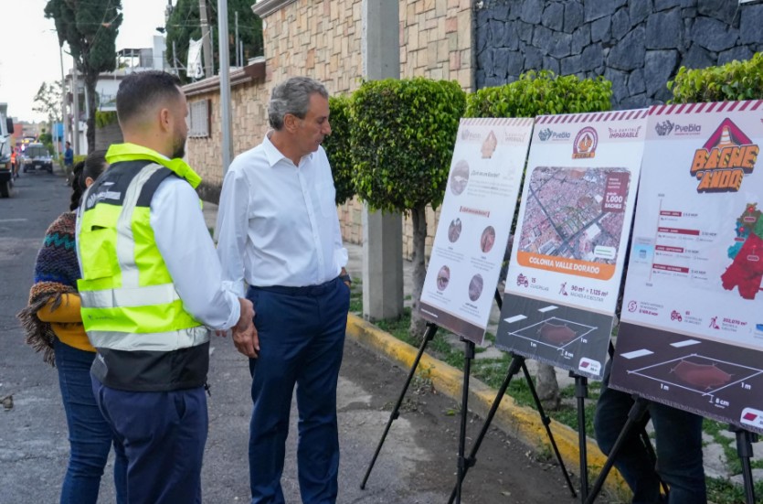 Se refuerzan acciones para mejorar calles en Puebla capital