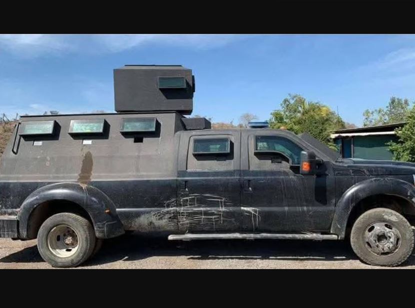Operativo conjunto en Sinaloa: decomisan "Monstruo Blindado" y arsenal