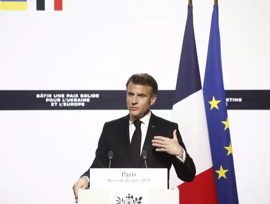 Macron critica los aranceles de Trump a los aliados y confía en una reversión