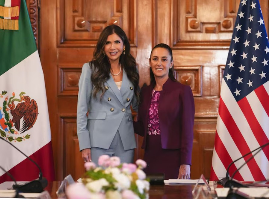 Claudia Sheinbaum celebra reunión con Kristi Noem sobre seguridad y migración
